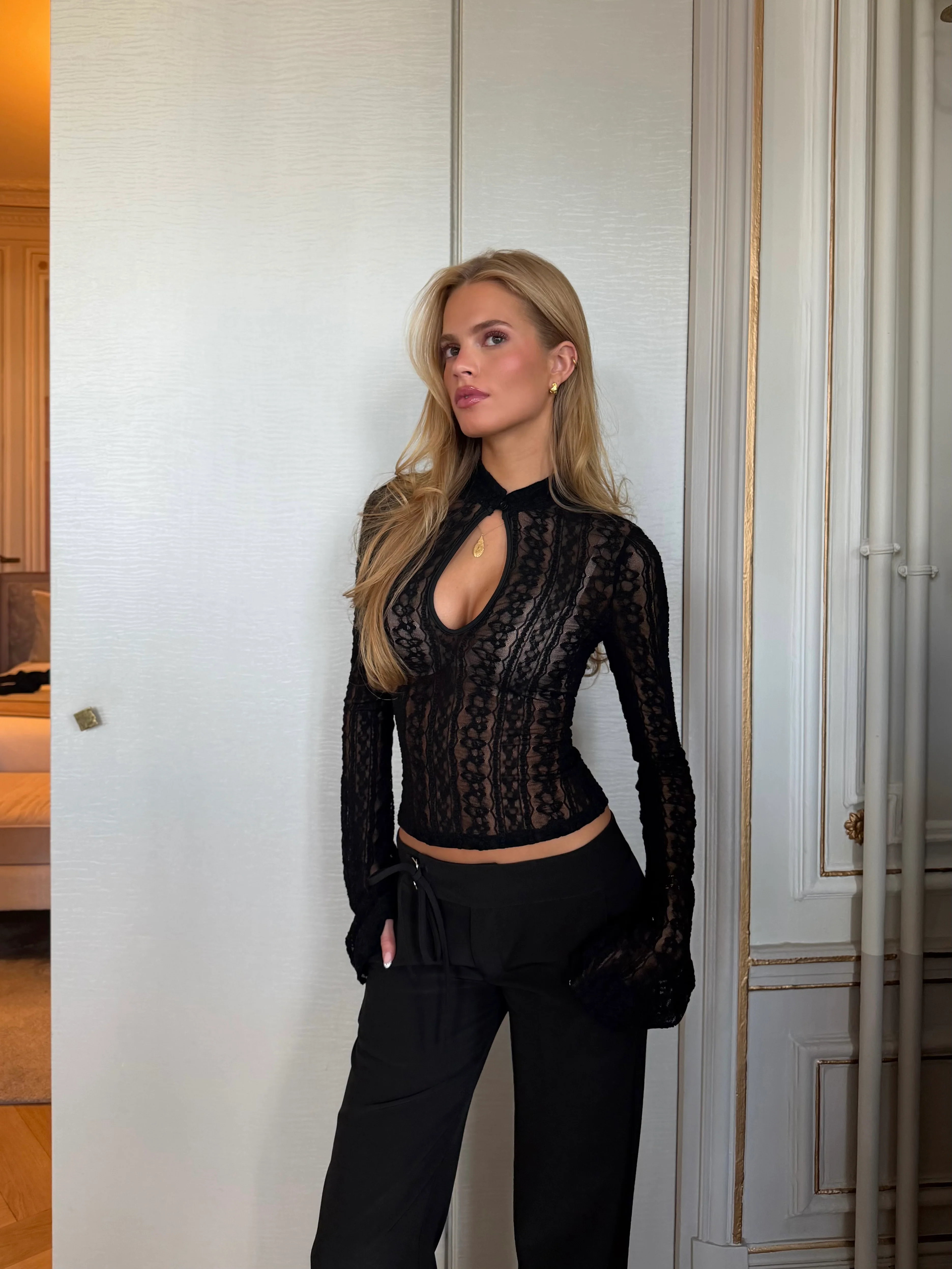Ayla lace top - black