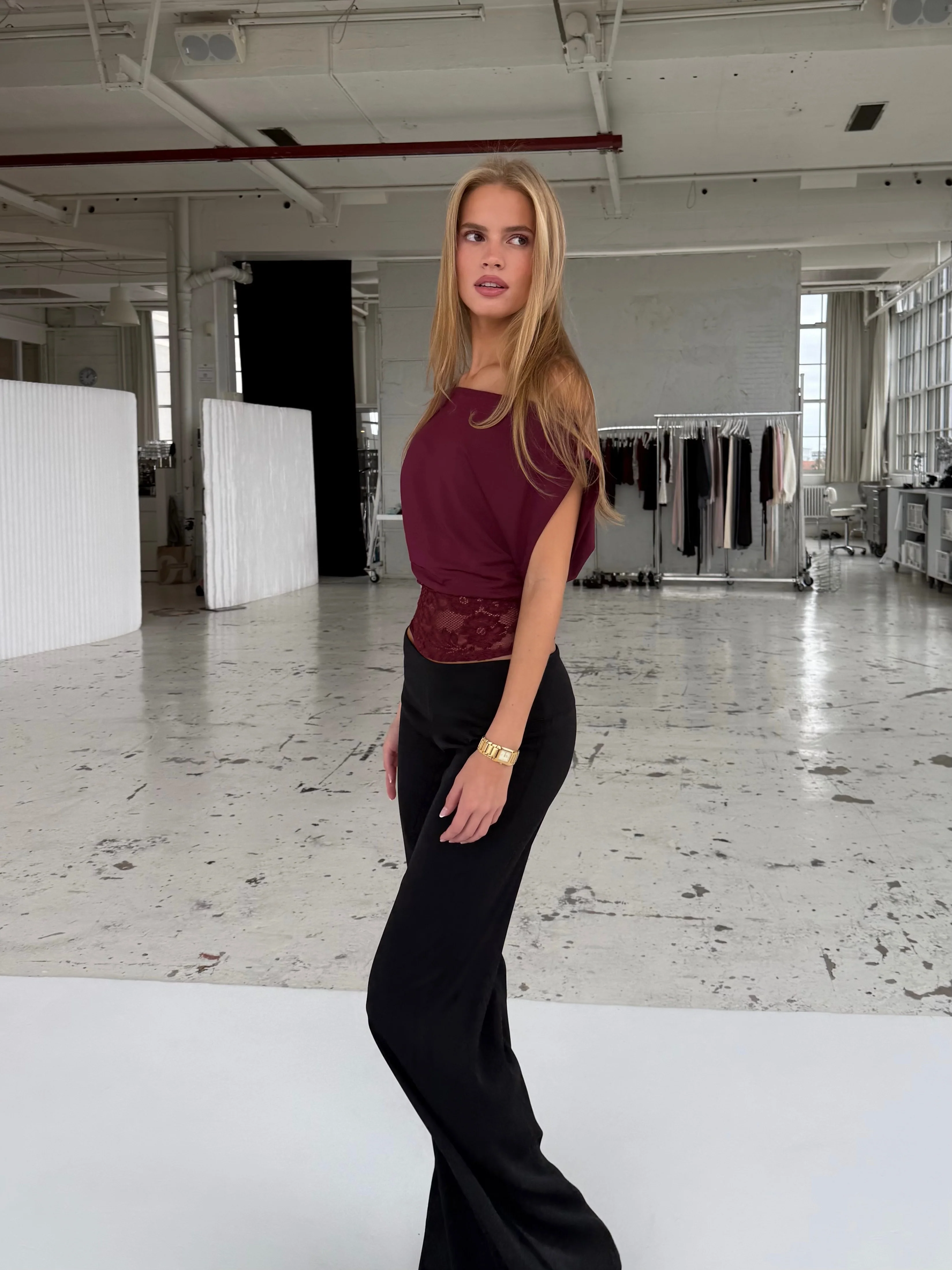 Hera basic lace top - Burgundy - Image 3