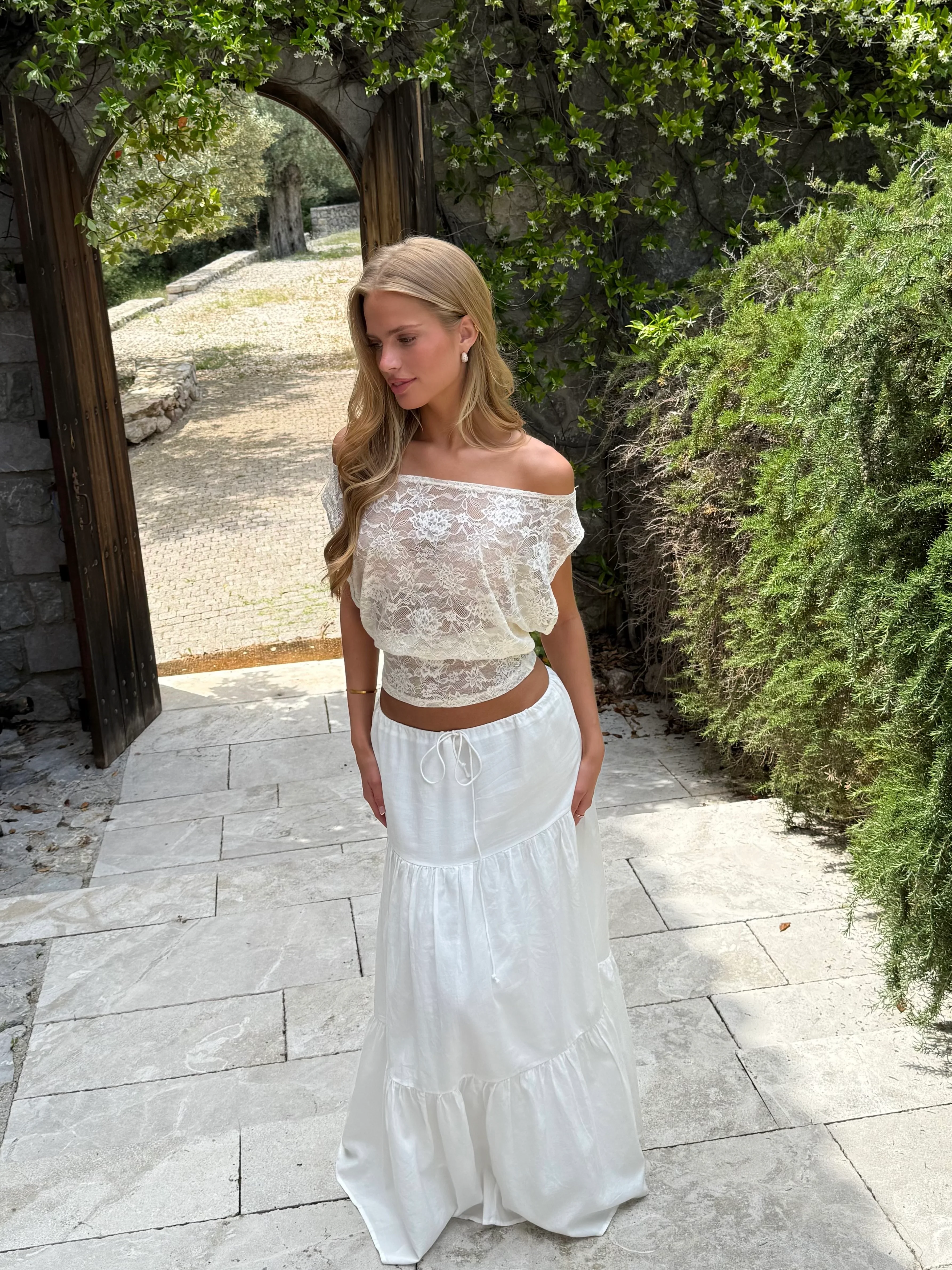 Iris lace top - cream - Image 3