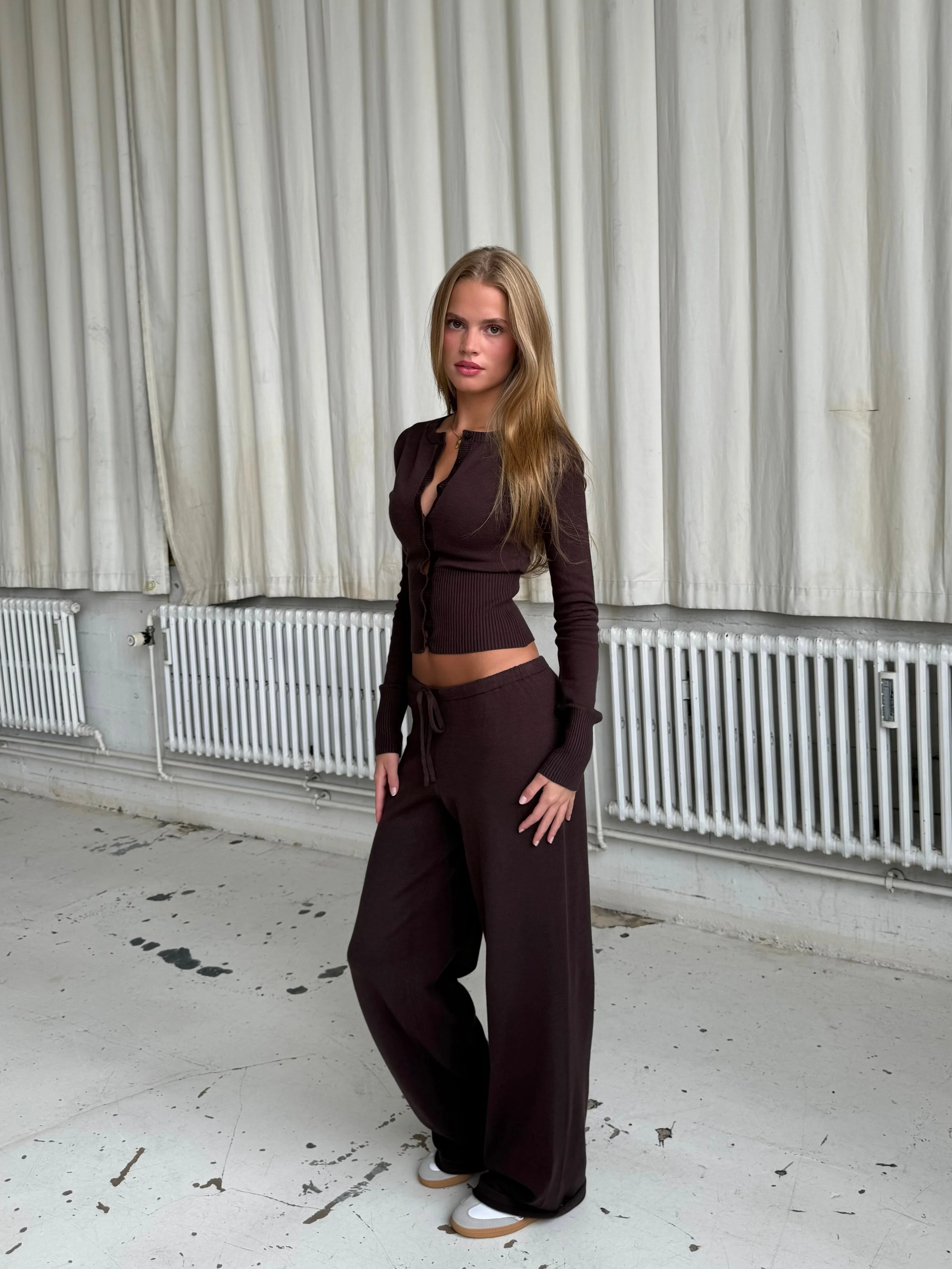Knit trousers - dark brown - Image 3