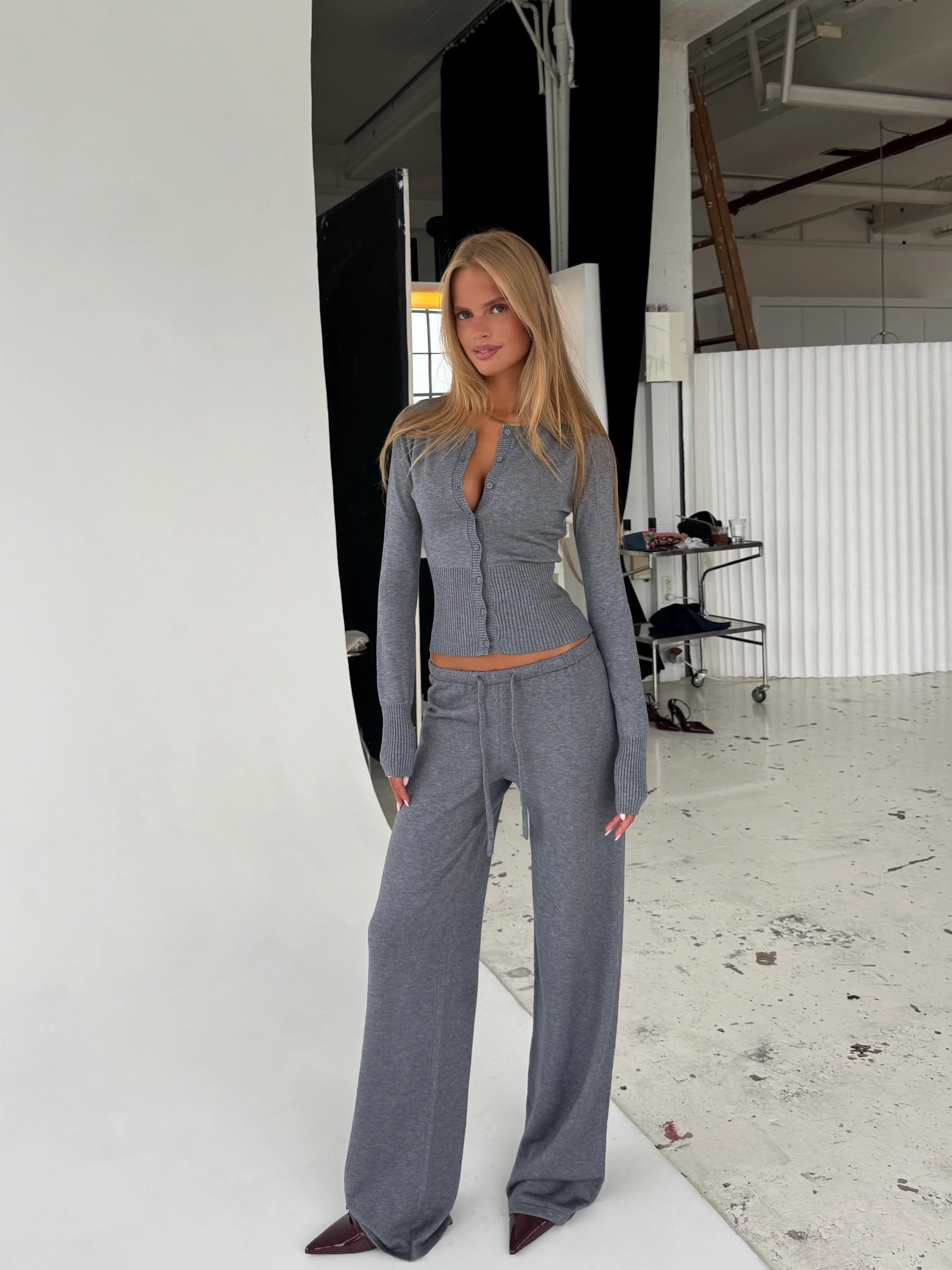 Knit trousers - melange grey  - Image 4