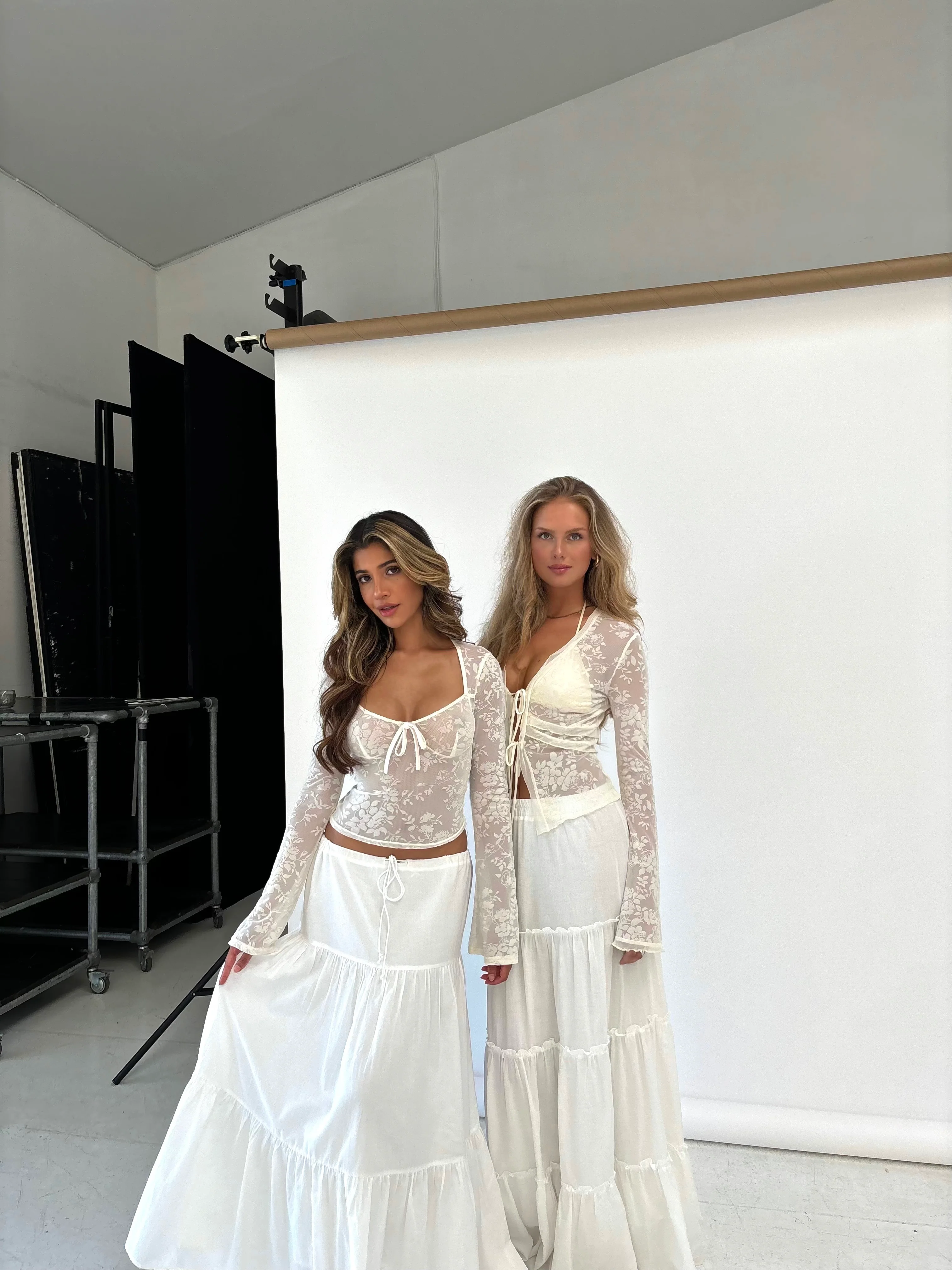 Lola Rose top - cream - Image 3