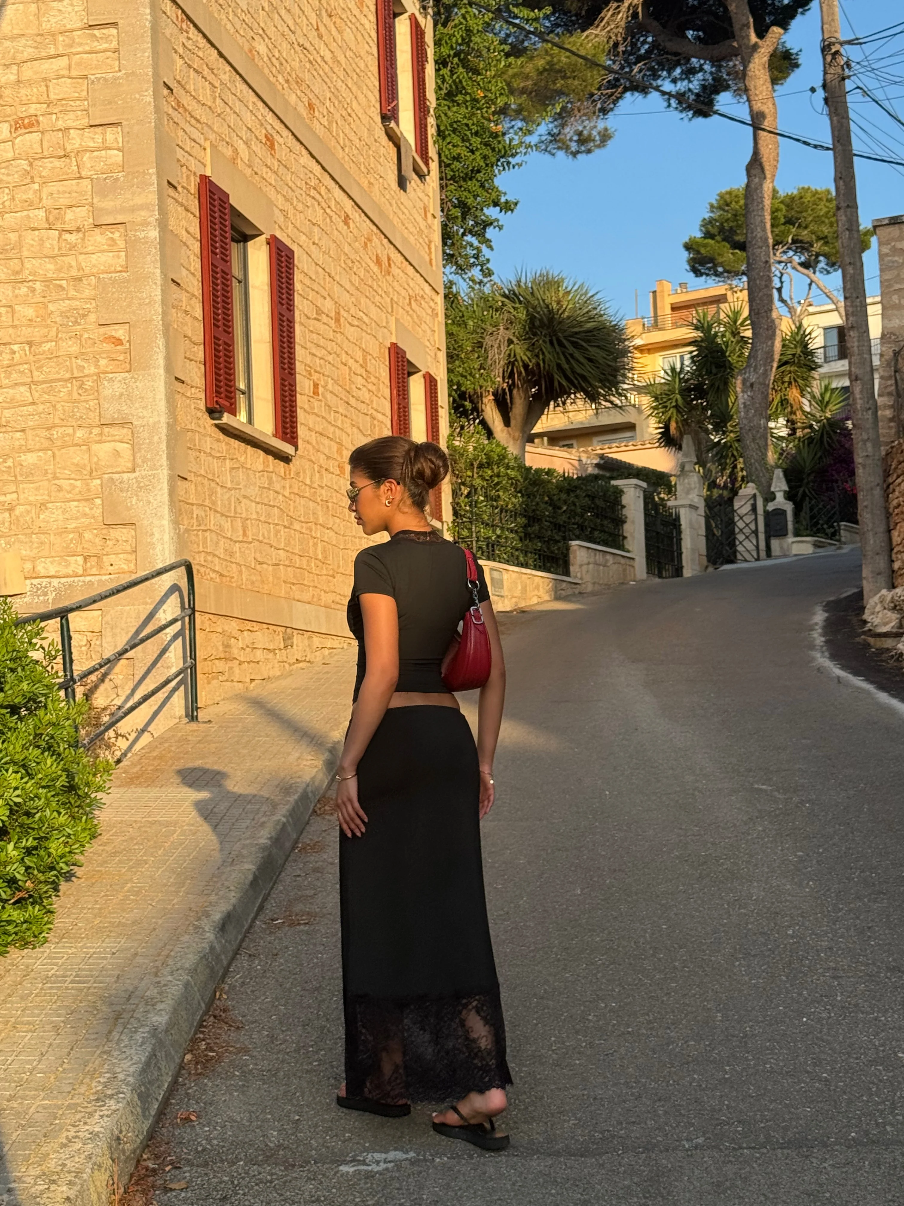 Maxi lace skirt - Black - Image 2