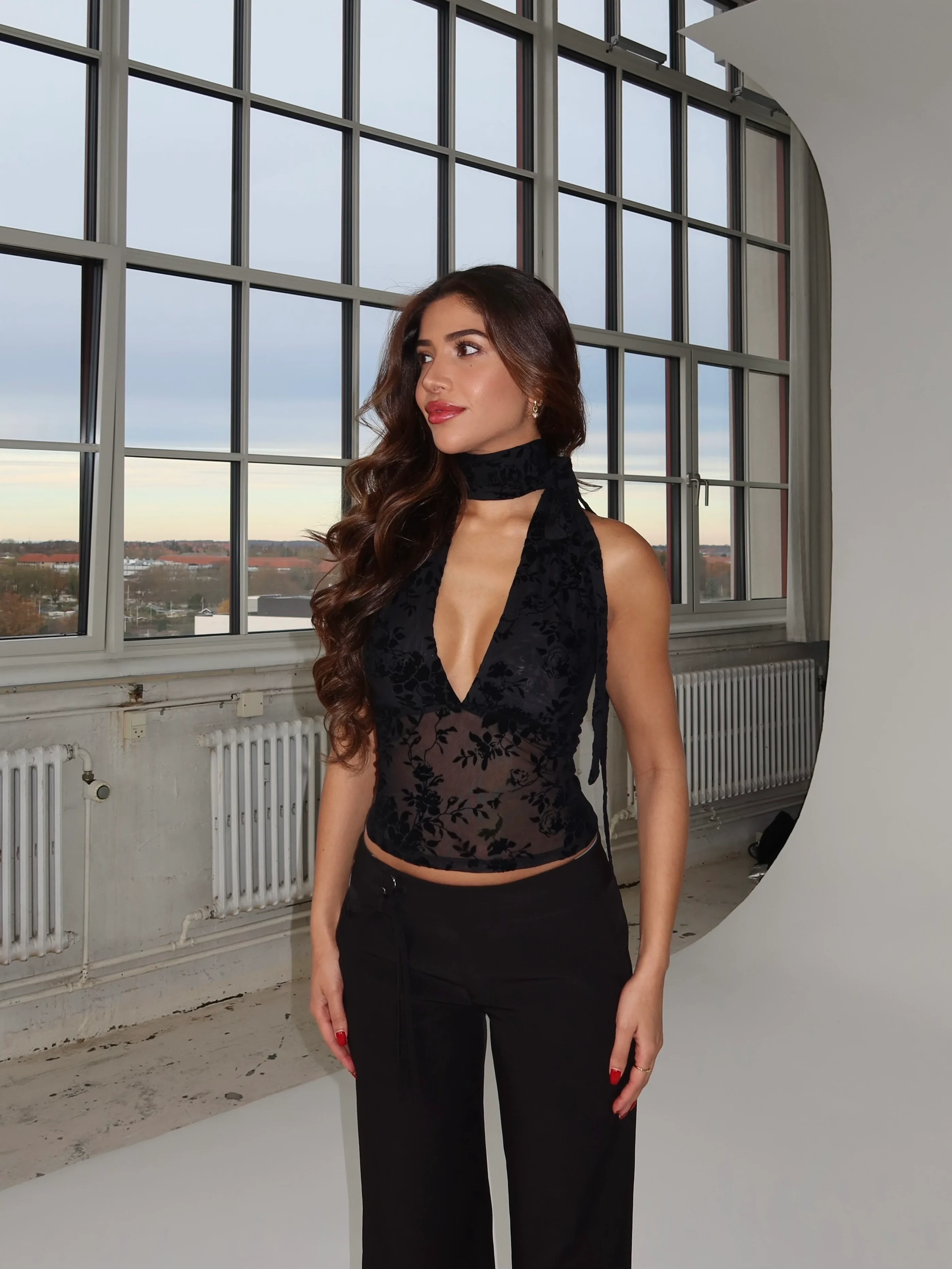 Mila Multi Rose Top – Black - Image 2