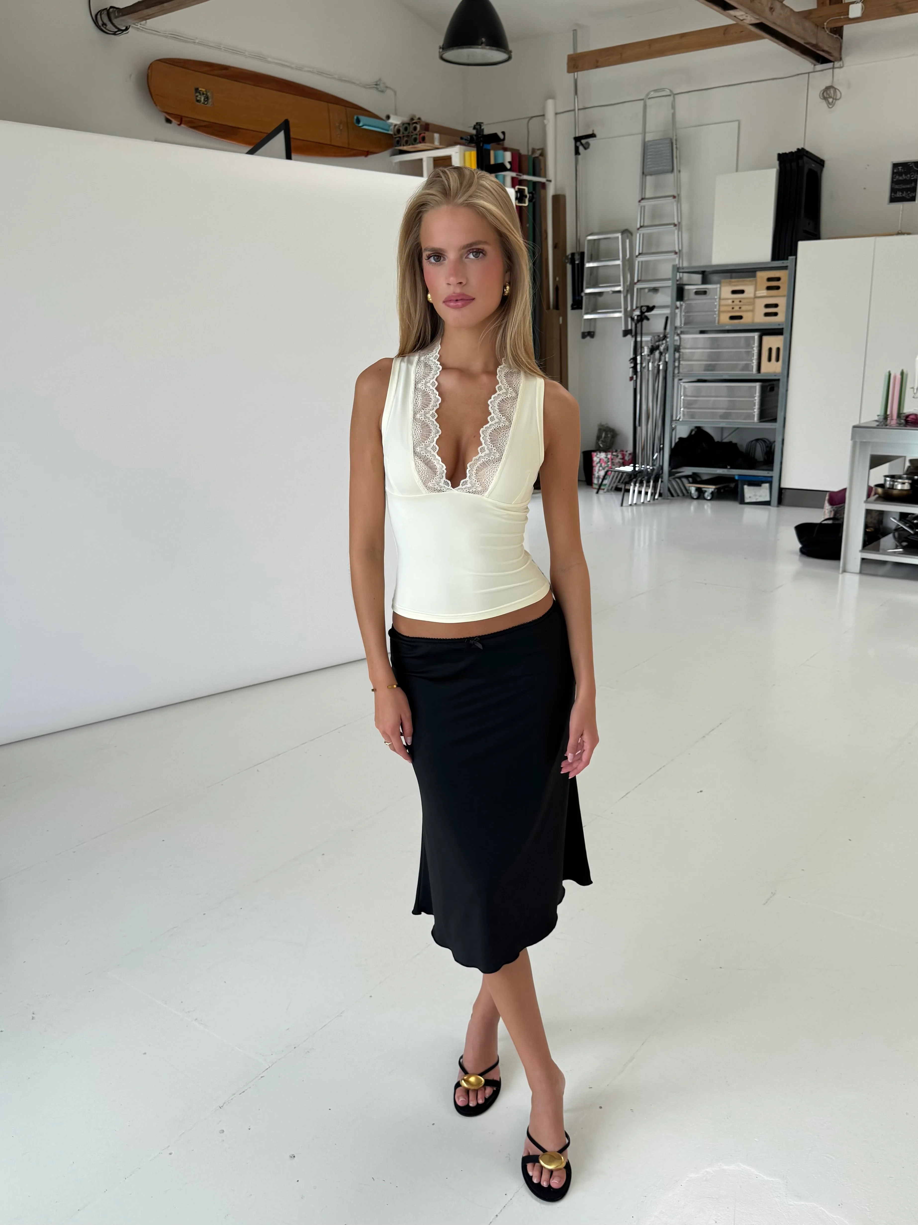 Lucia basic lace top - light yellow - Image 3