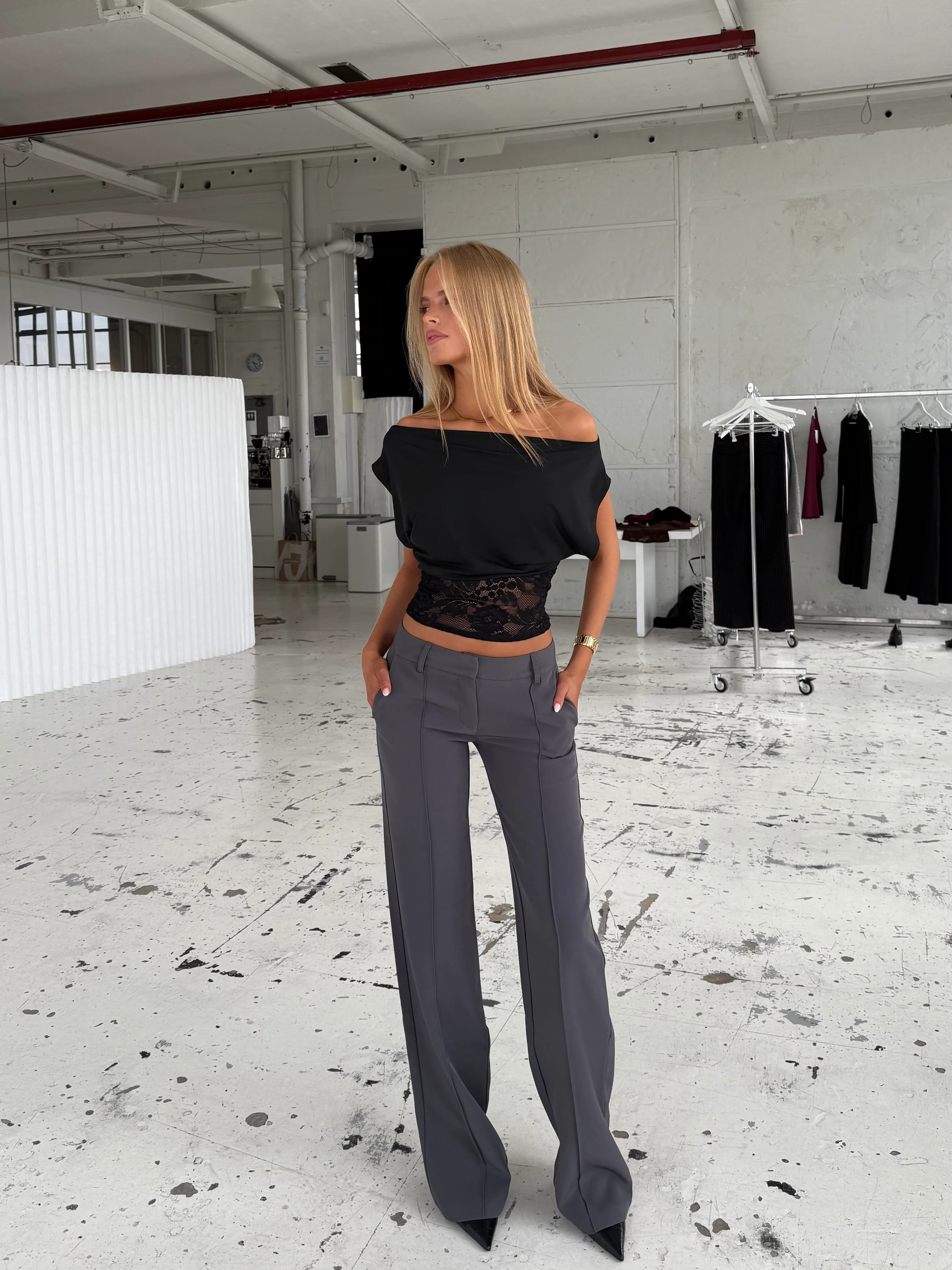 TALL Vera Wide low waist trousers - dark grey - Image 3