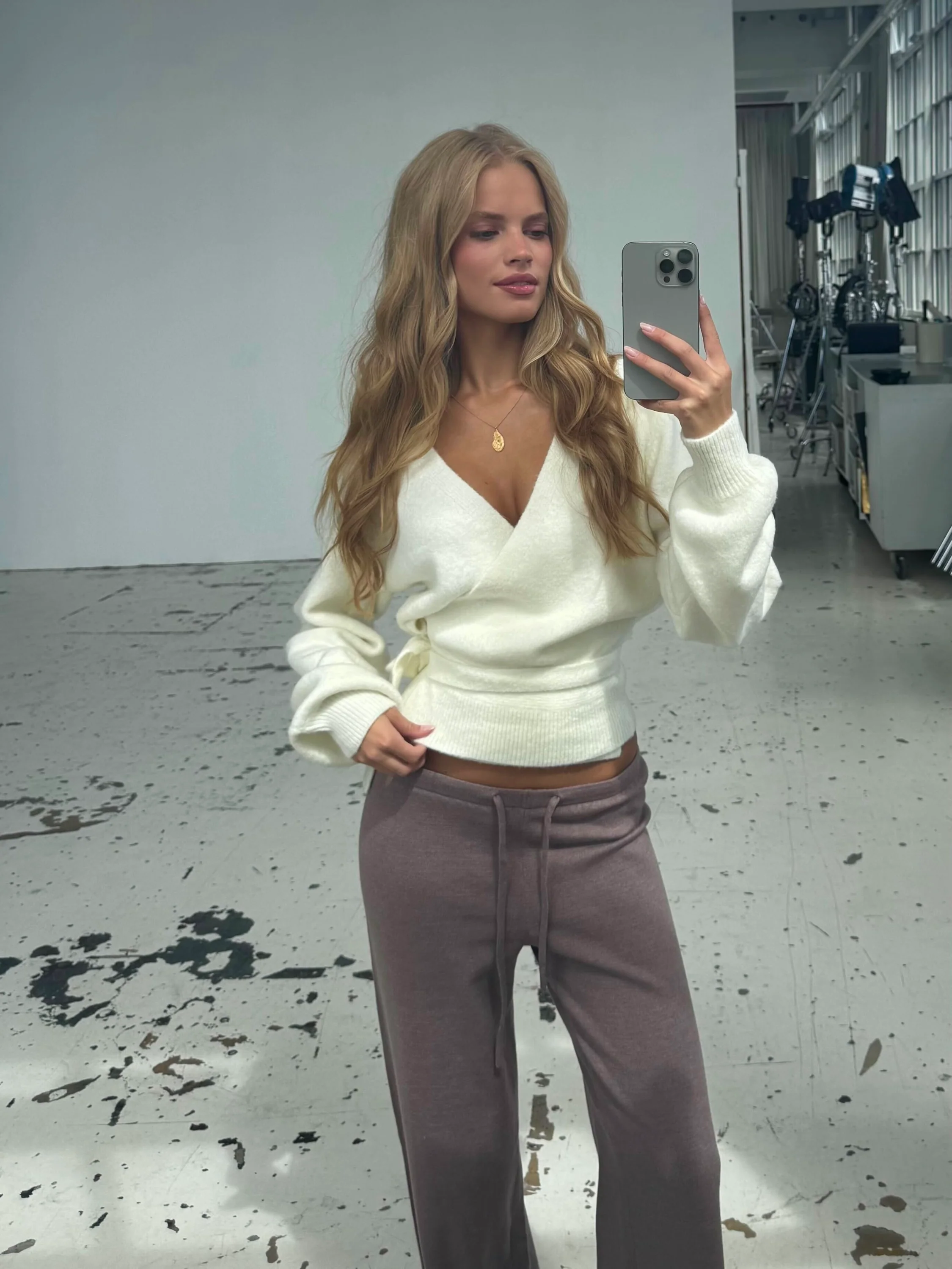 Wool blend wrap cardigan - White